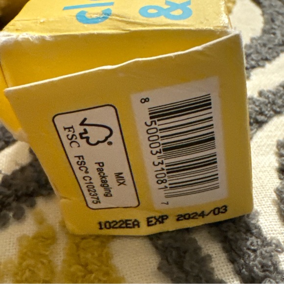 NEW Tula Protect + Glow Sunscreen | SPF 30 exp 03/2024 - Picture 3 of 7